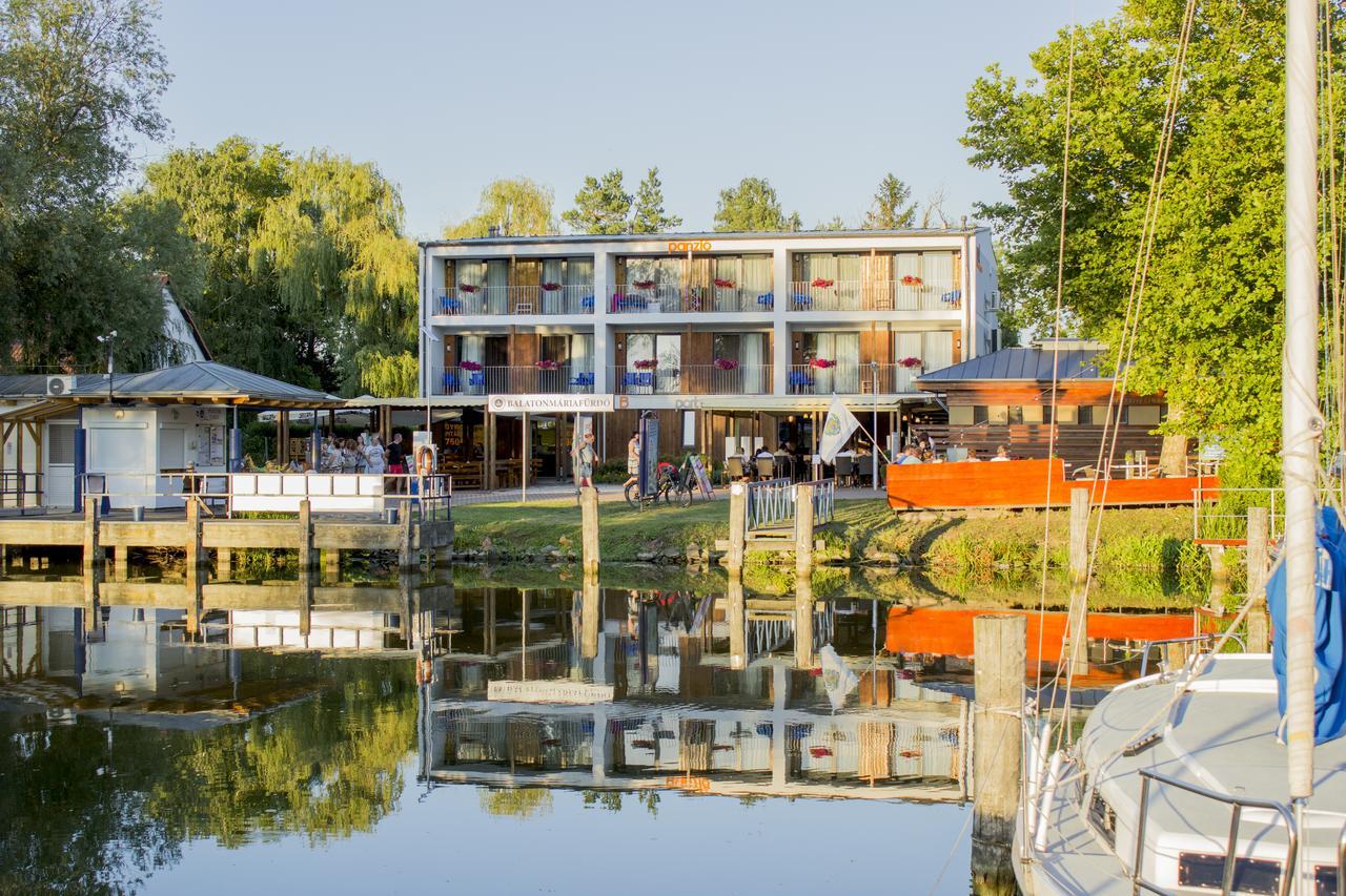 Bed and Breakfast Port Etterem&Panzio à Balatonmáriafürdő Extérieur photo